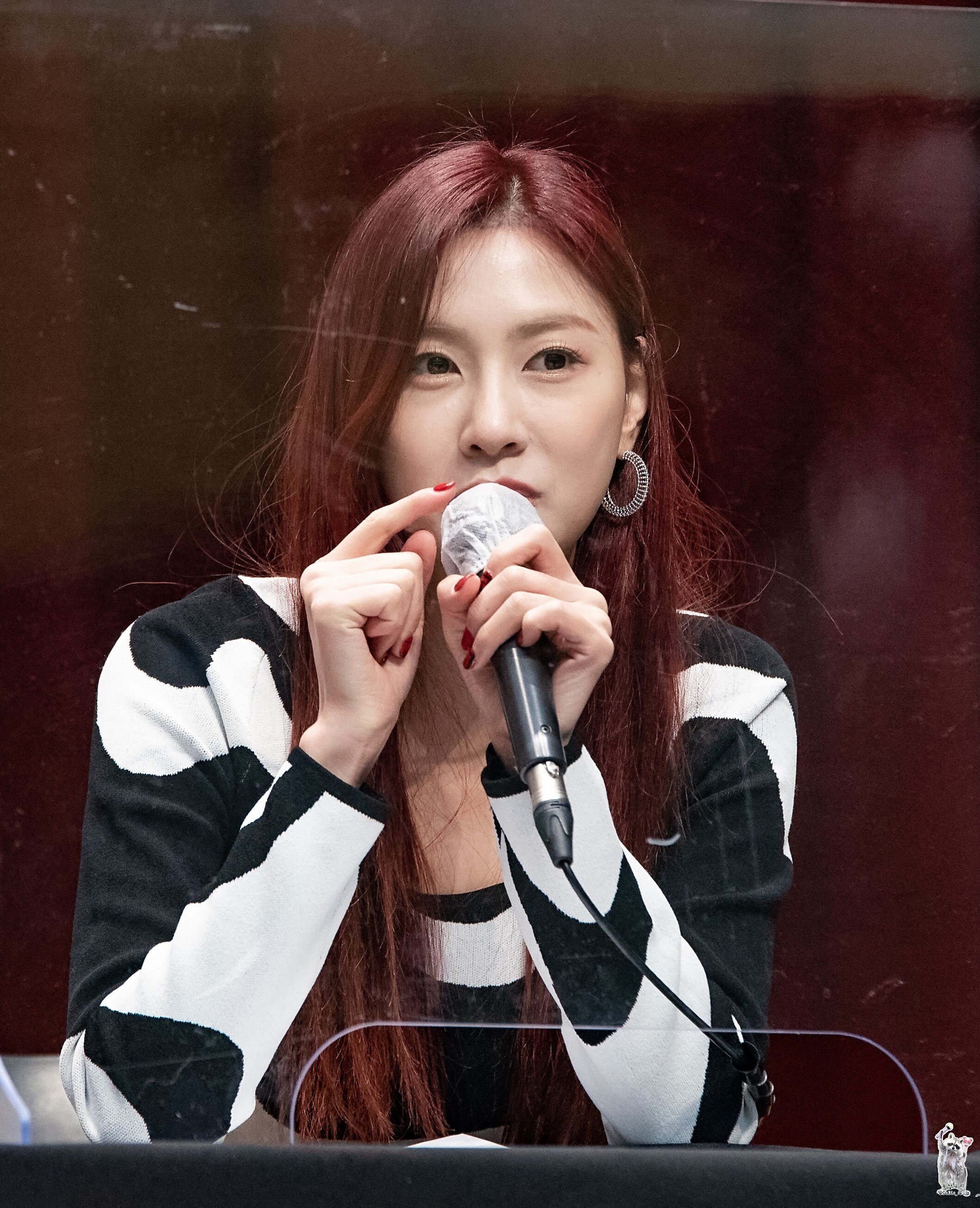 220219 Apink Hayoung | kpopping