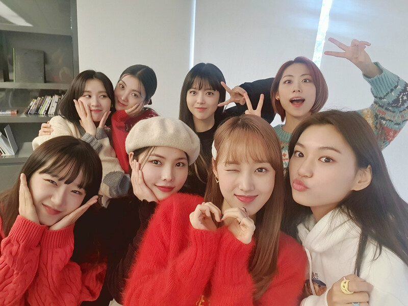 211221 Weki Meki JPN Twitter update documents 1