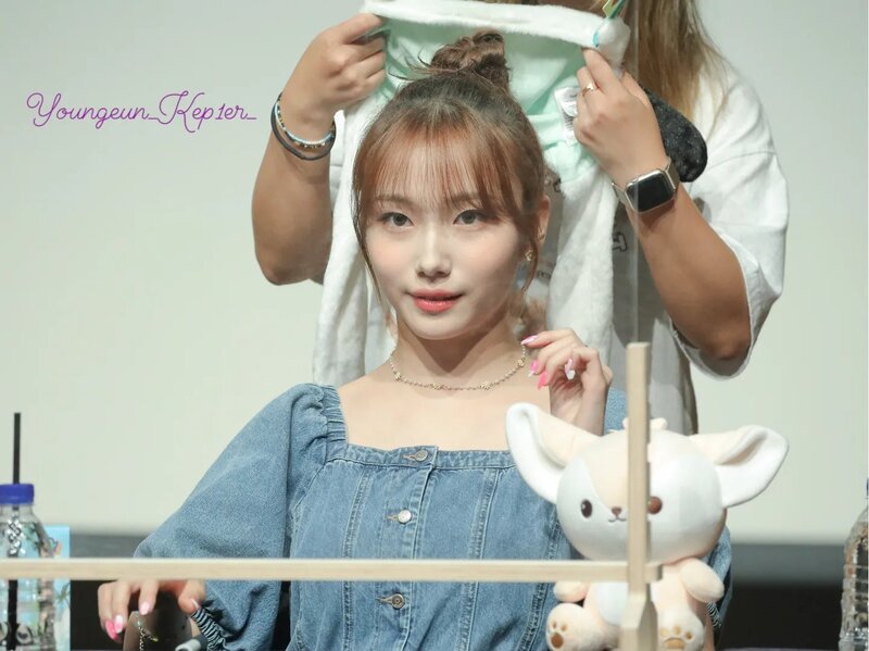 220725 Kep1er Youngeun  - Apple Music Fansign documents 3