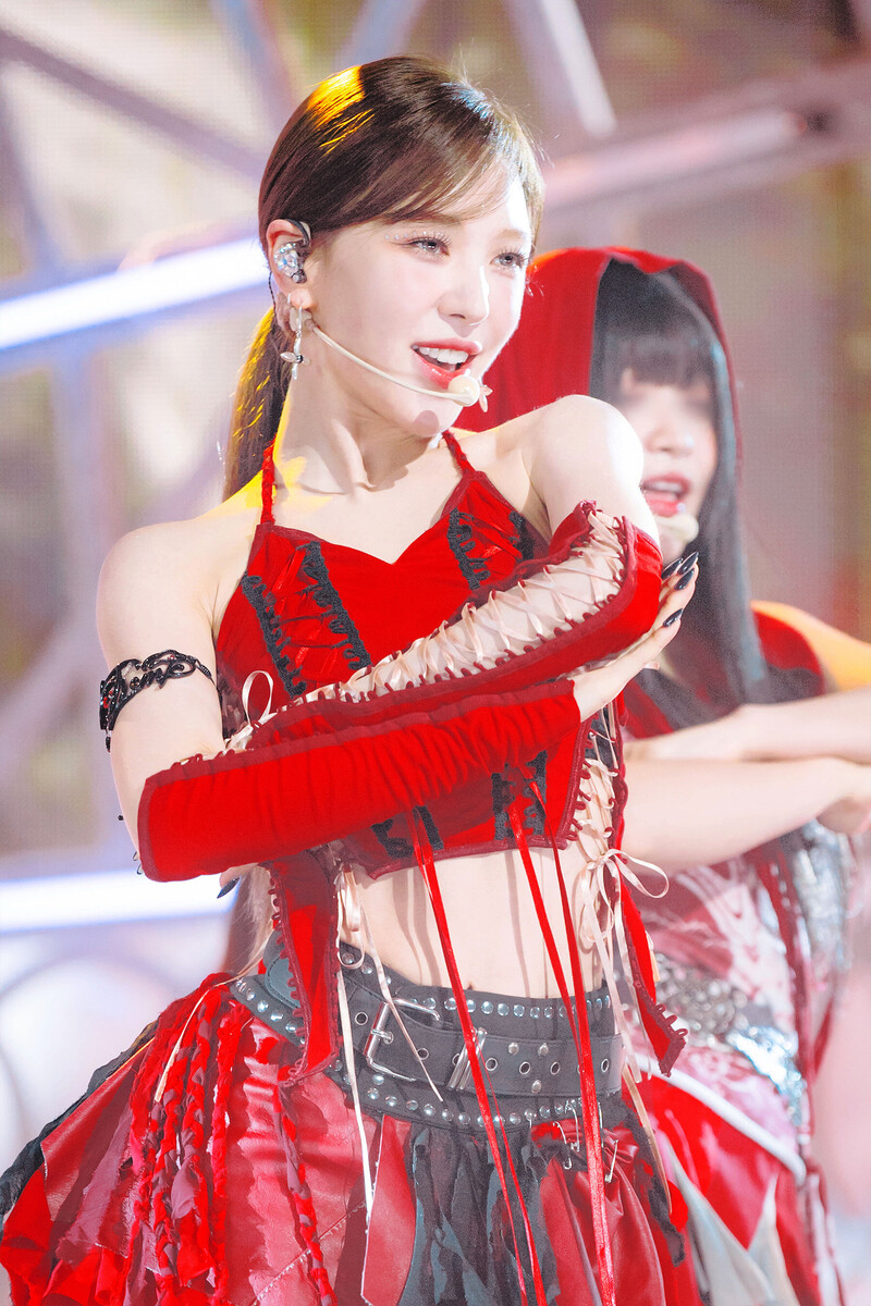 240630 Red Velvet Wendy - 'Cosmic' at Inkigayo documents 5