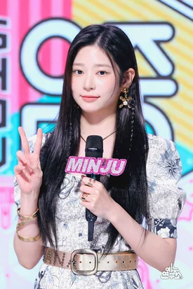 221119 Music Core MC - Kim Minju