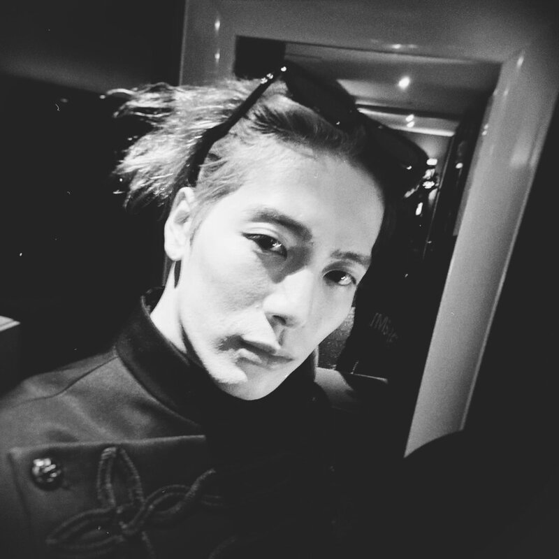 230504 Jackson Wang Instagram Update documents 5
