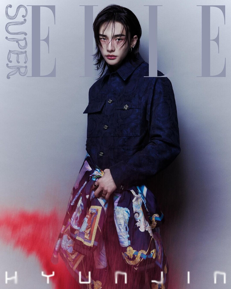 HYUNJIN x Versace for Super Elle December 2024 Issue documents 2