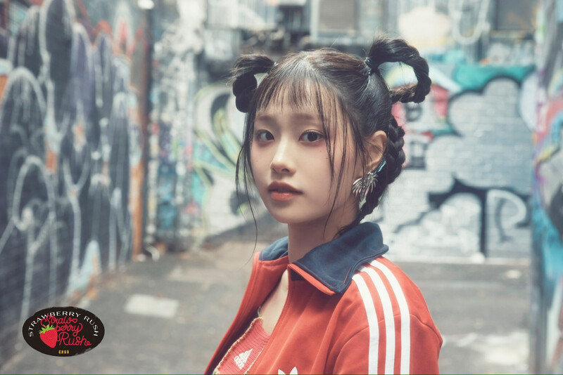 Chuu - 2nd Mini Album 'Strawberry Rush' Concept Photos documents 2