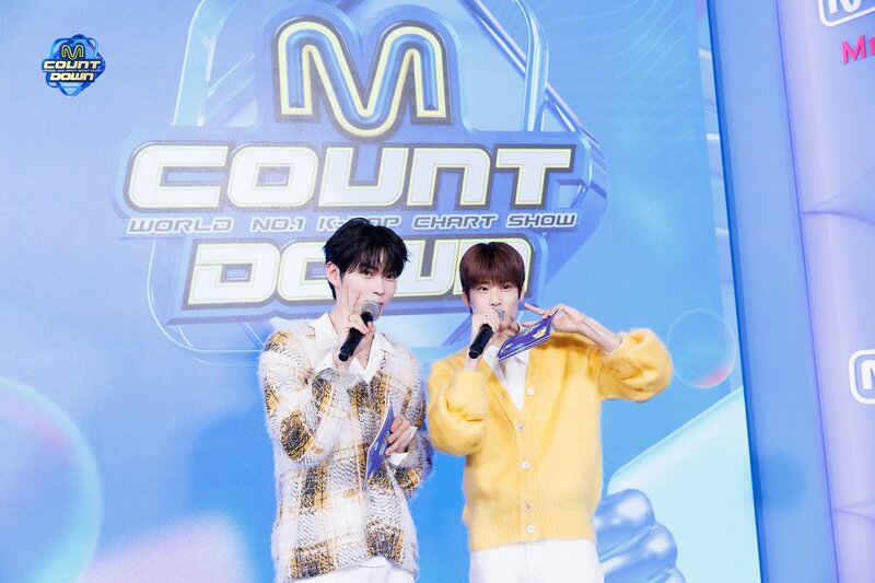 240118 MC Hanbin and MC Sohee at M Countdown documents 3