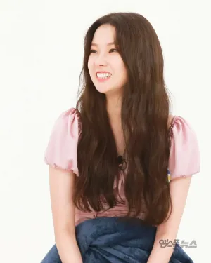 CLC Yujin at Weekly Idol EP. 474