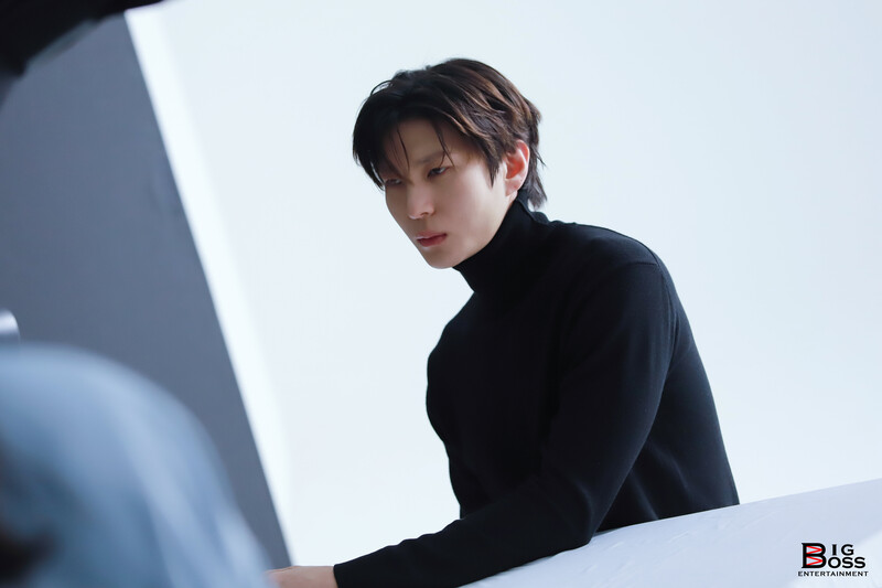 240622 - Naver - VIXX Leo New Profile Behind Photos documents 2