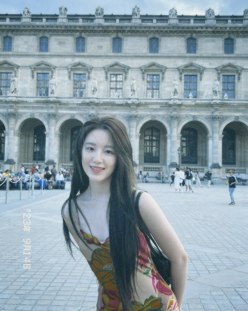 240907 (G)I-DLE Shuhua Instagram Update documents 3