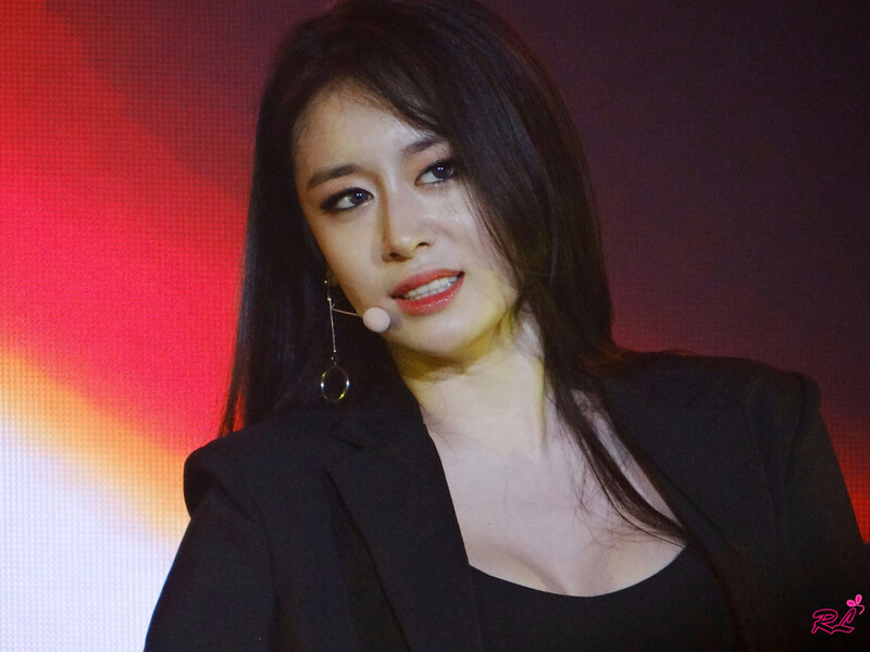 Jiyeon1241.jpg