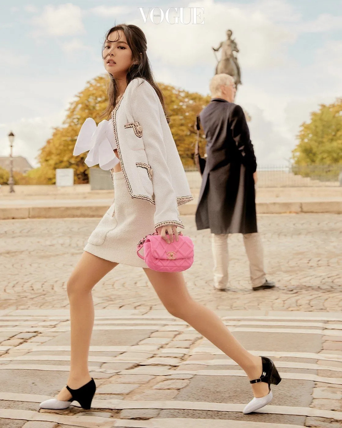 Blackpink's Jennie Stars in CHANEL Handbags Video Campaign