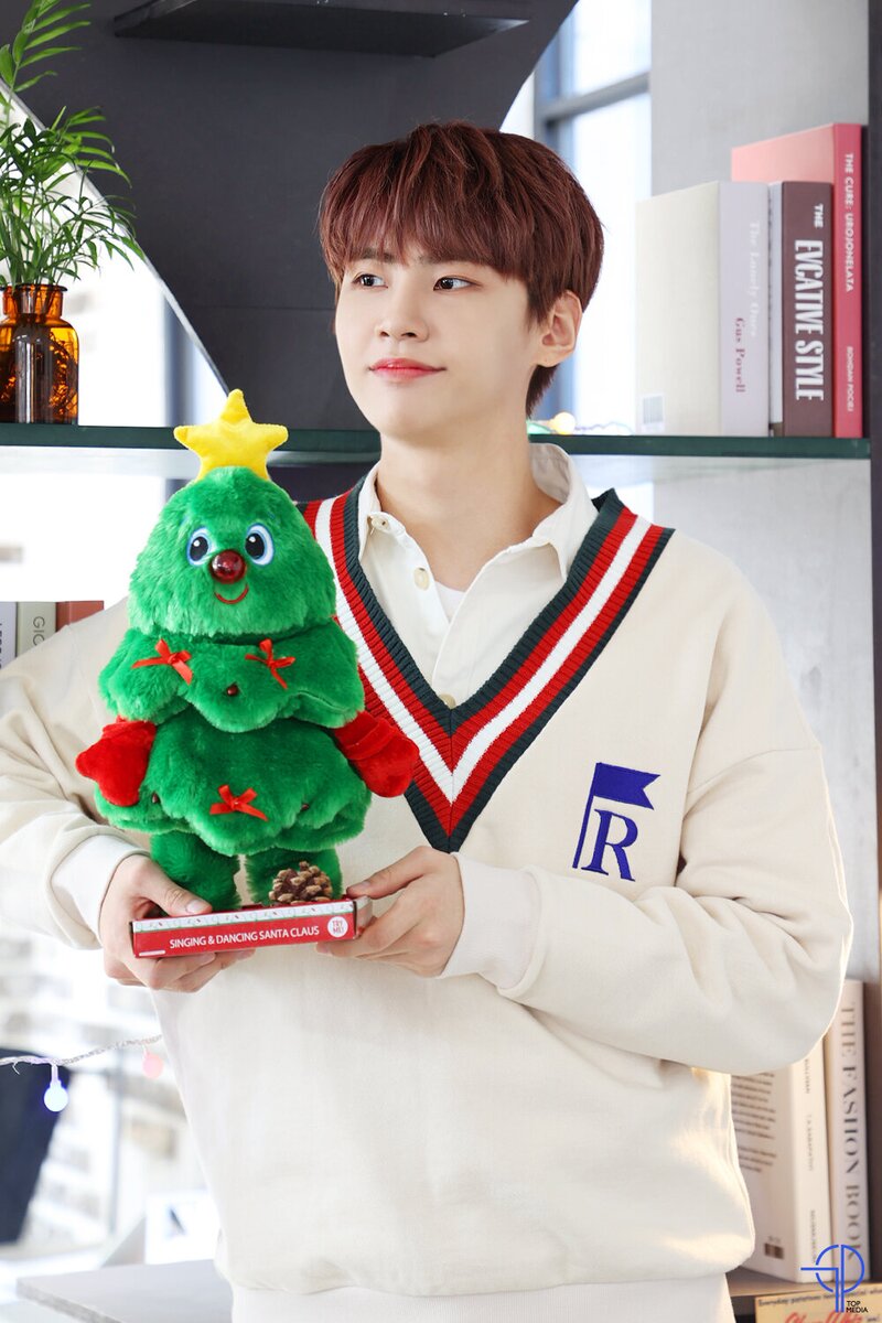 211225 - Naver - Bang All Night Christmas Version Behind Photos documents 6