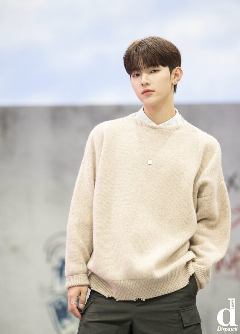ZEROBASEONE Zhang Hao "In Bloom" MV Photoshoot by Dispatch documents 2