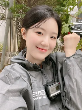 231123 - (G)I-DLE Twitter Update with SHUHUA