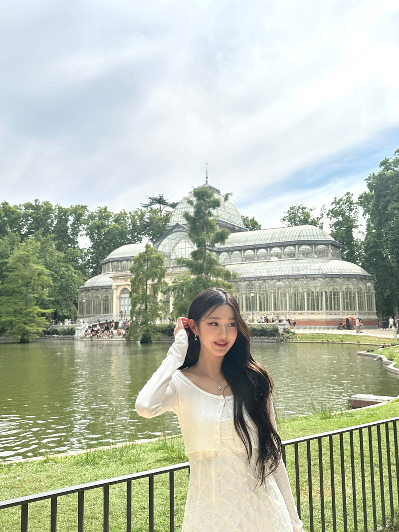 230831 IVE Twitter Update - Wonyoung documents 2