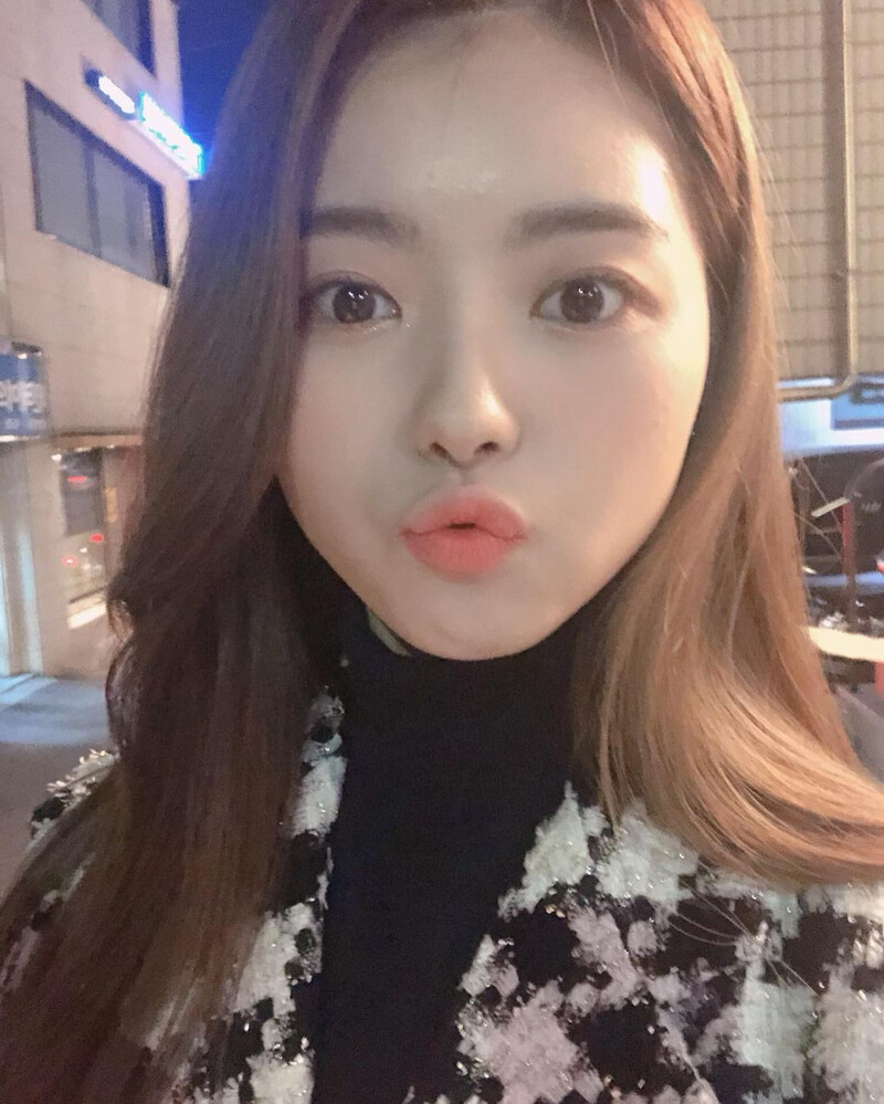 191220 Nayoung Instagram Update documents 3