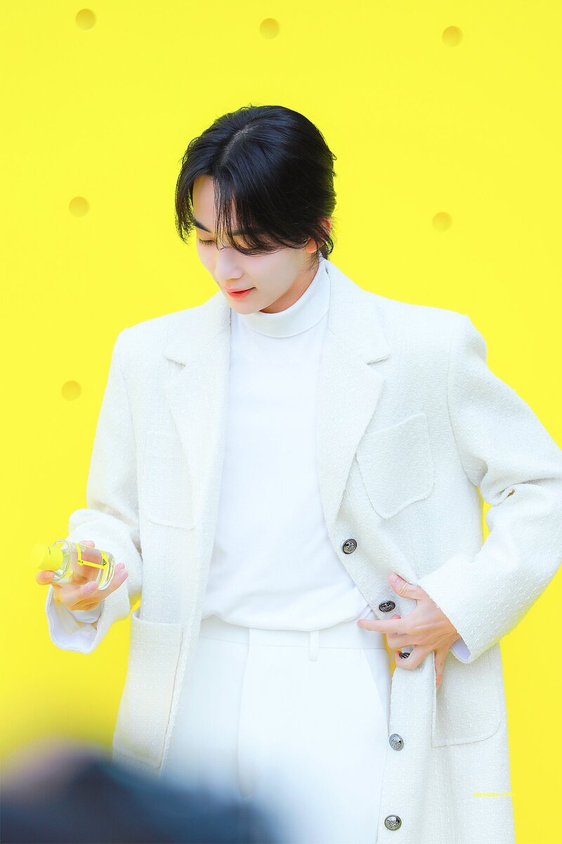 230303 SEVENTEEN Jeonghan at the Acqua Di Parma Perfume Launching Event documents 26