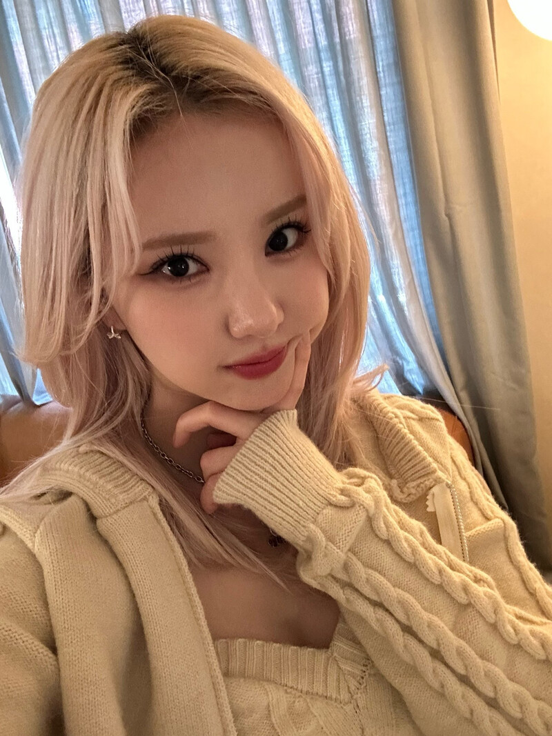 240209 VIVIZ Eunha Fancafe update documents 3