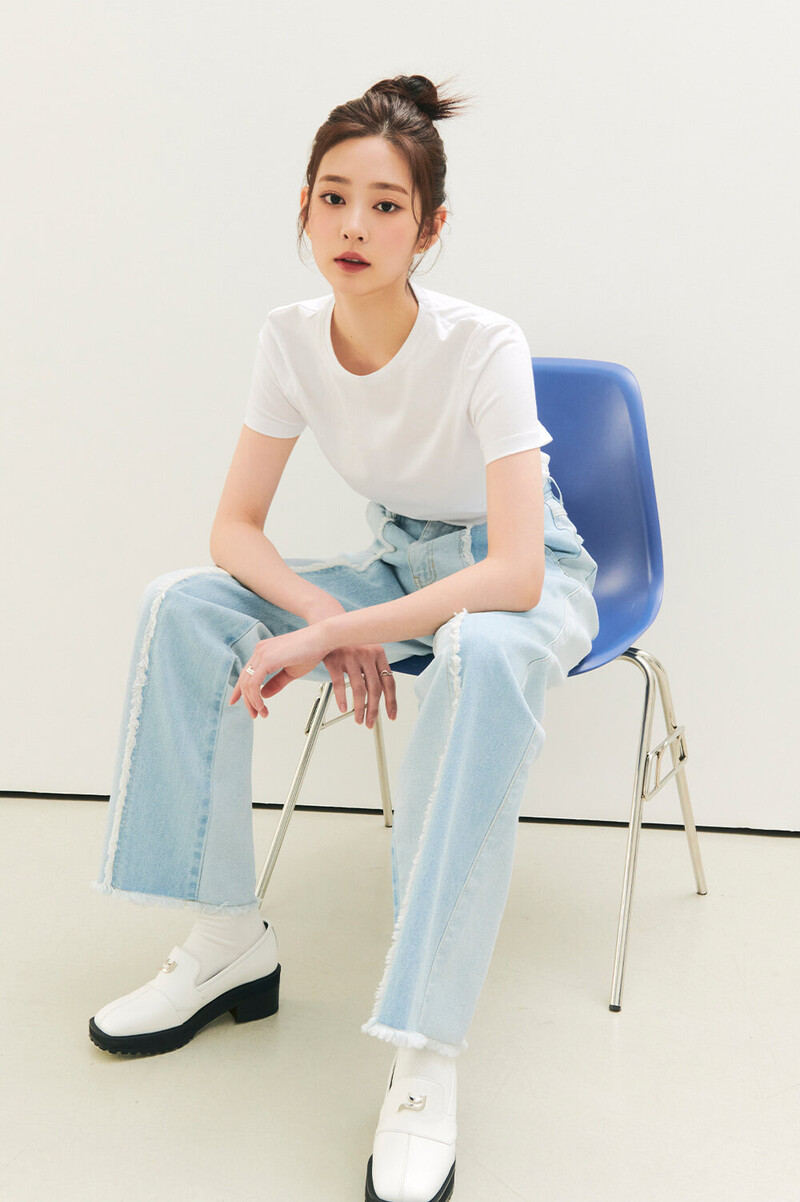 Kim Minju for Citybreeze 2022 SS Collection documents 14