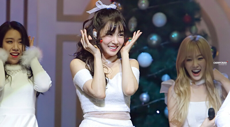 151003 Girls' Generation Tiffany at 'Dear Santa' Showcase documents 1