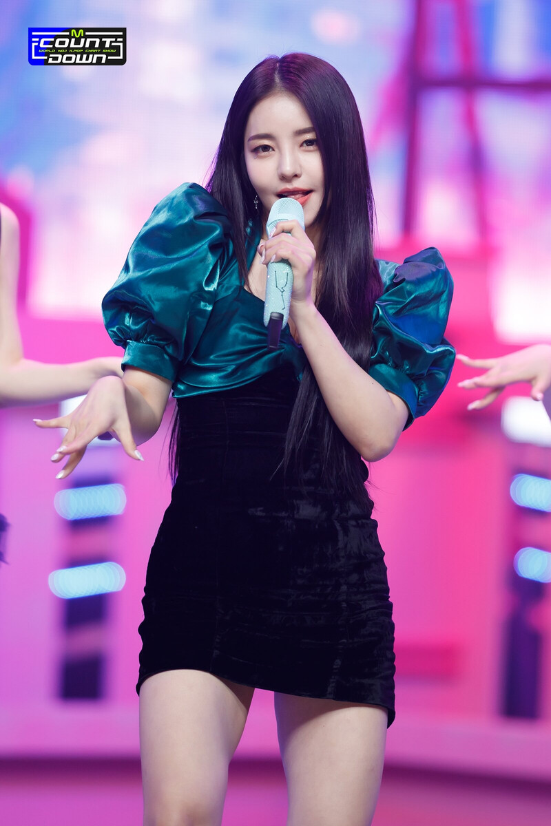 220324 Brave Girls - 'Thank You' + 'Love Is Gone' at M Countdown documents 14