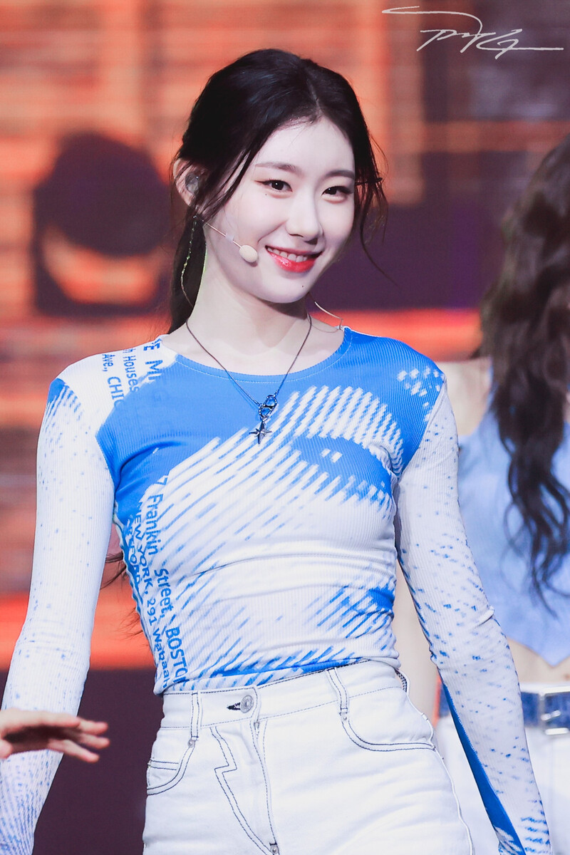 230304 ITZY Chaeryeong - WON THE STAGE documents 1