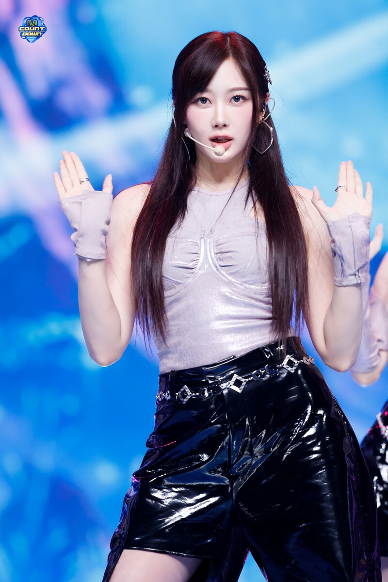 240523 aespa Giselle - 'Supernova' at M Countdown documents 4