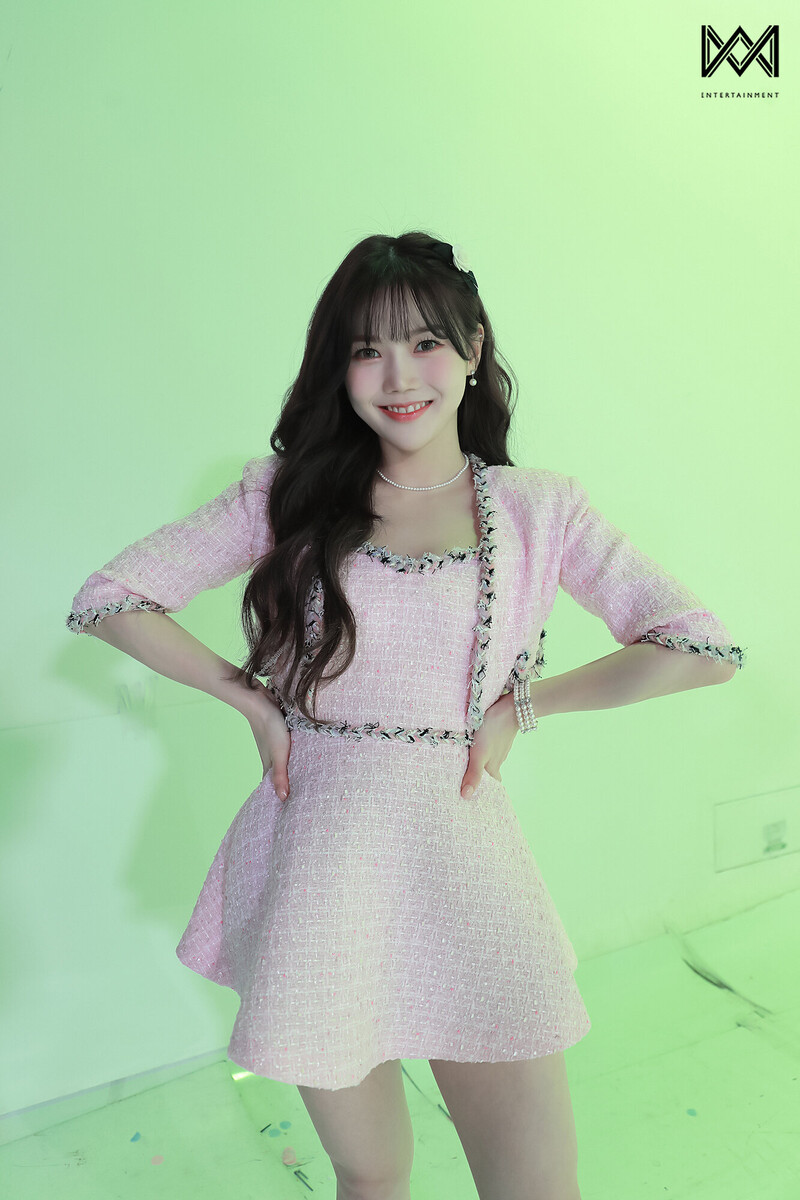 220525 WM Naver - OH MY GIRL 'Real Love' Music Shows Behind documents 3