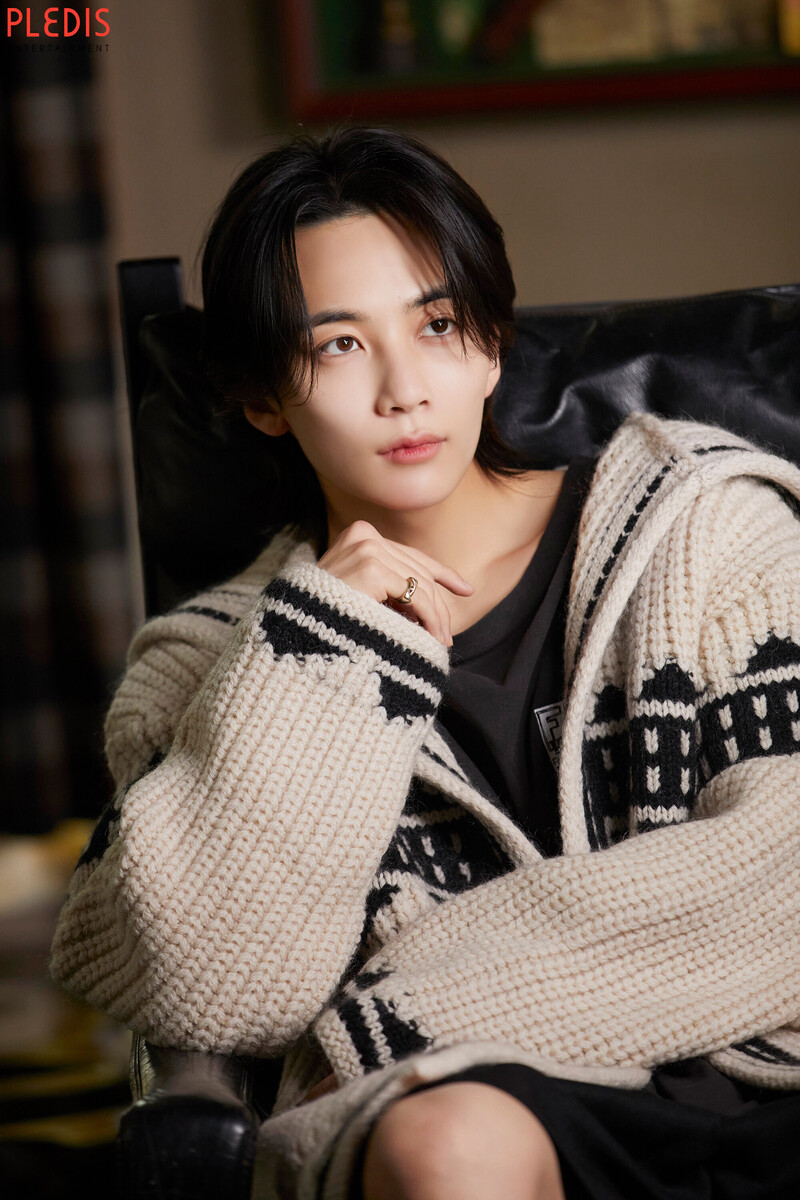 230503 SEVENTEEN “FML” Jacket Shootings Behind the Scenes - Jeonghan | Naver documents 1