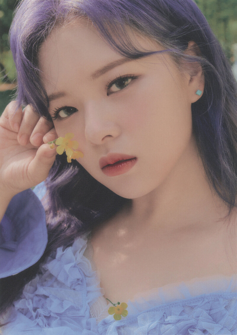 TWICE 11th Mini Album "BETWEEN 1&2" [SCANS] documents 7