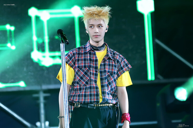 160710 NCT Taeil at M Super Concert documents 3