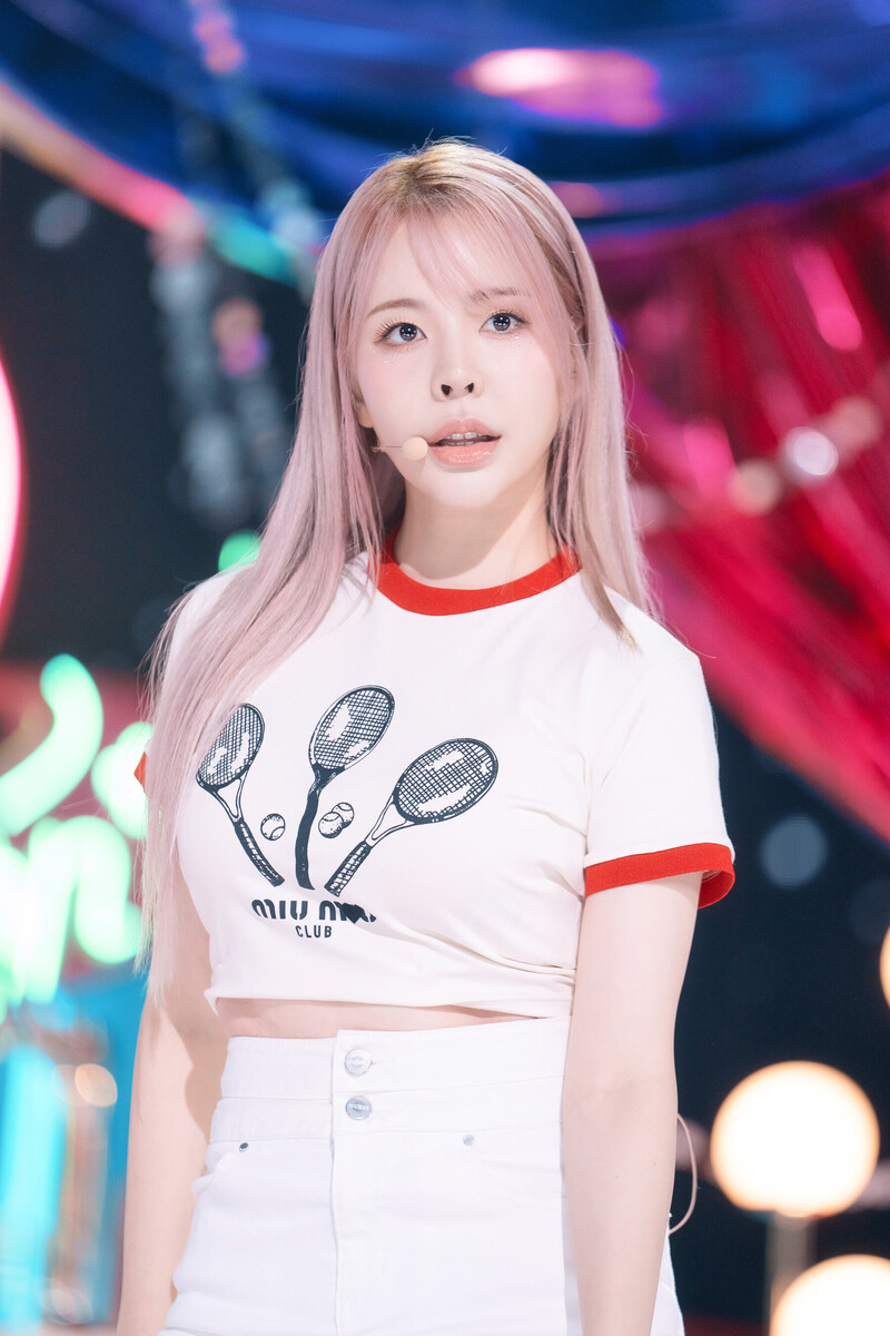 Girls' Generation Sunny - 'FOREVER 1' at Inkigayo documents 3