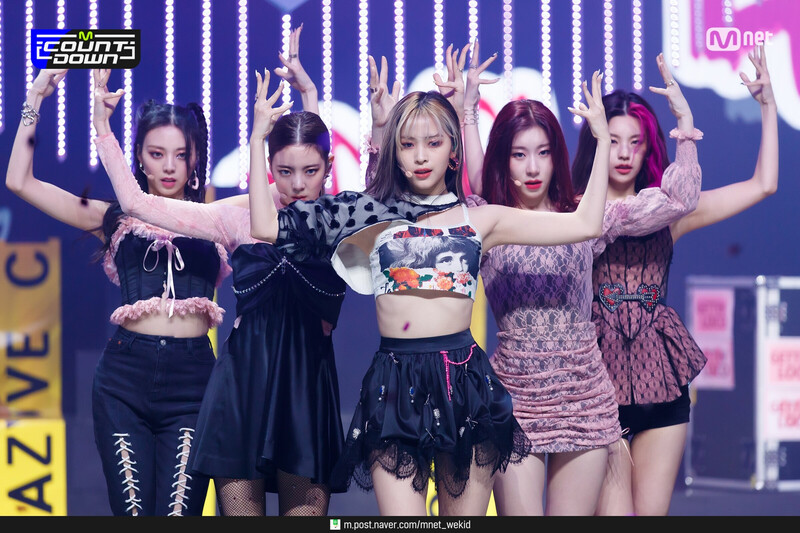 210930 ITZY - 'LOCO' at M Countdown documents 9