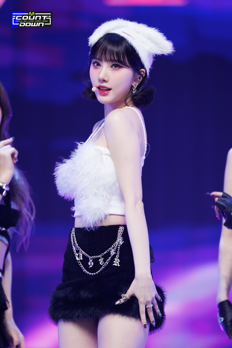 230209 VIVIZ Eunha - 'PULL UP' at M COUNTDOWN documents 4