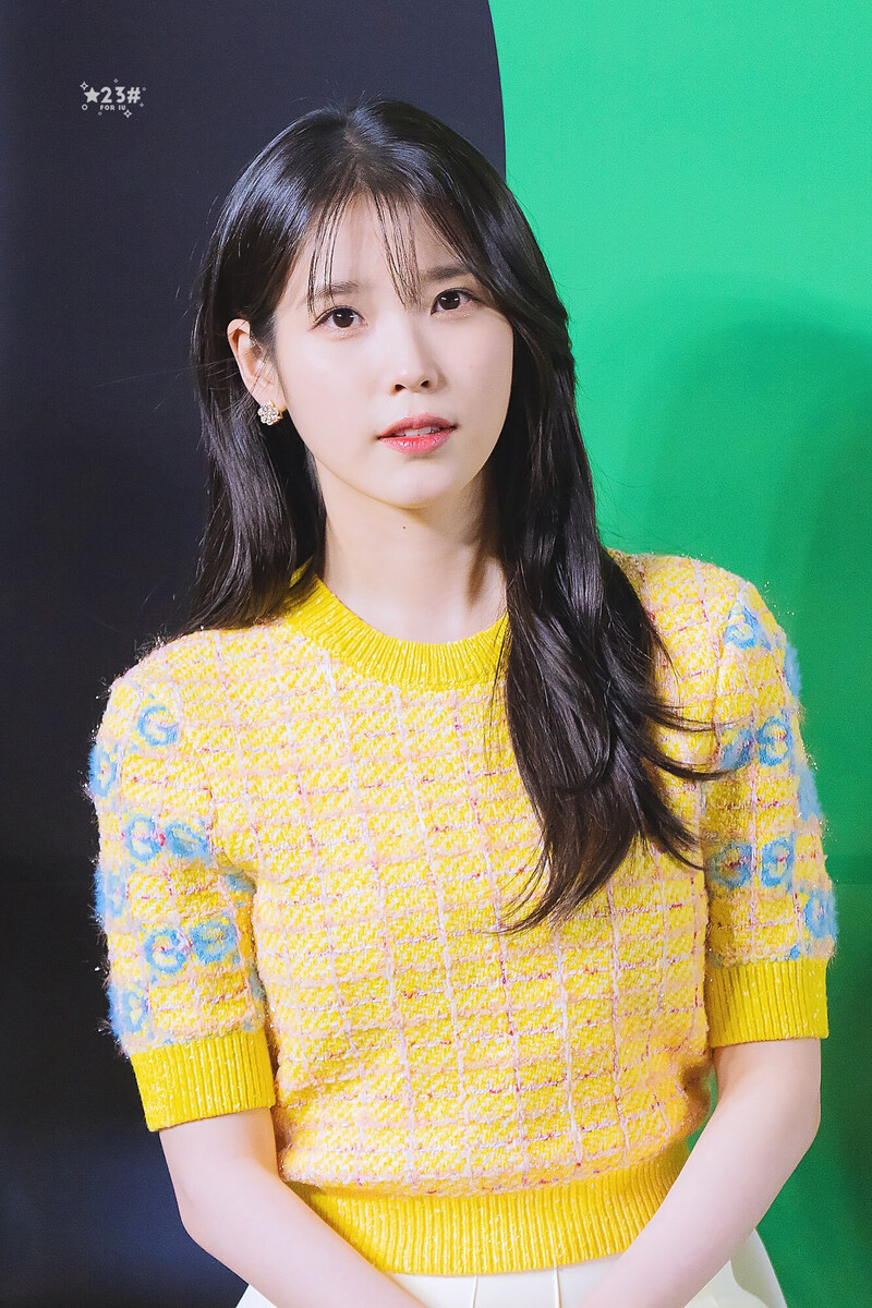 230424 IU- 'DREAM' VIP Premiere Event at Seoul documents 21