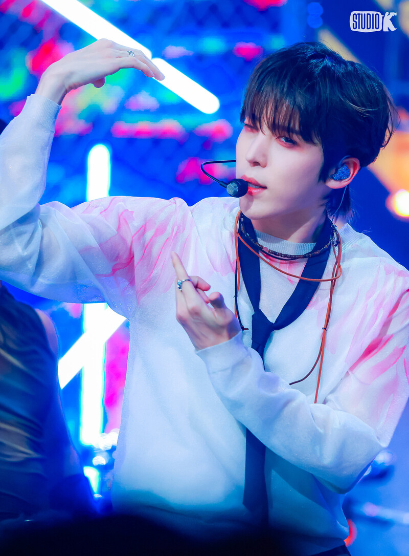 240631 ATEEZ Yunho - 'WORK' at Music Bank documents 2