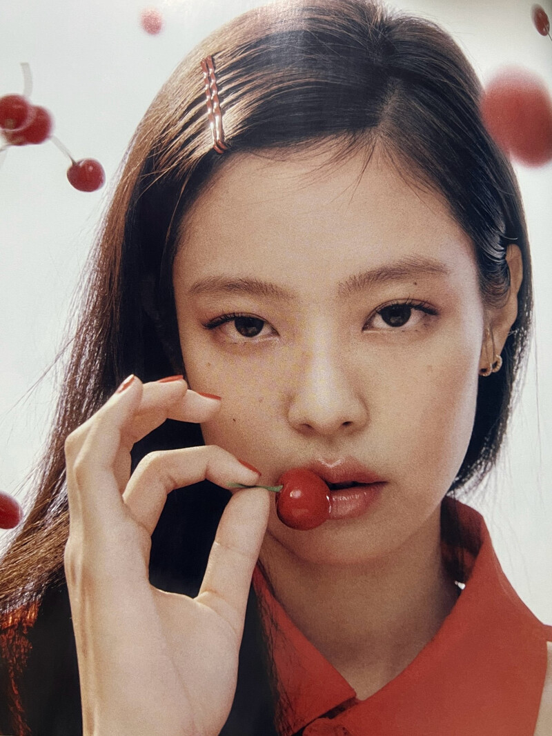 JENNIE for Harper's Bazaar Kore documents 7