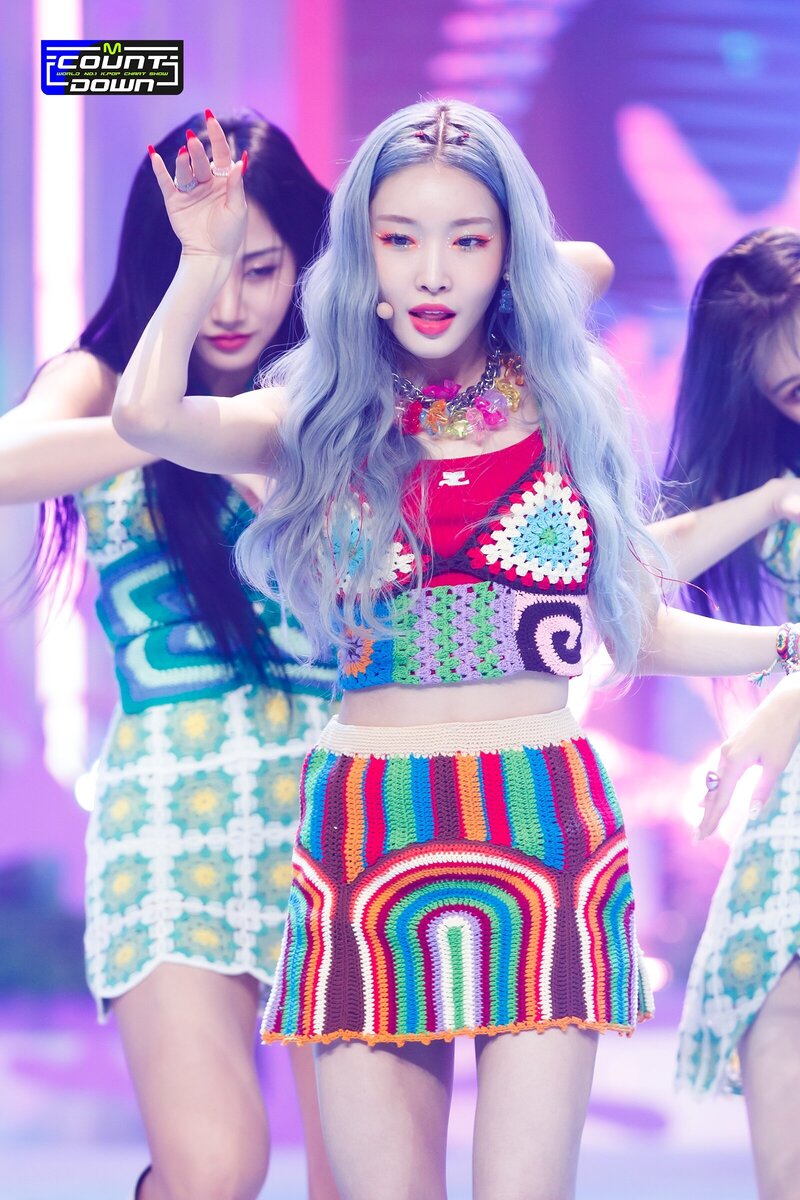 220714 Chungha - 'Sparkling' at M Countdown documents 23