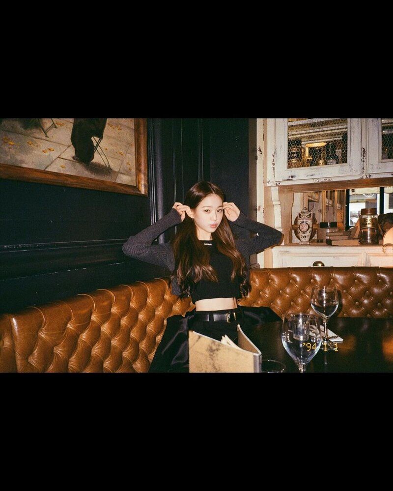 221027 IVE Wonyoung Instagram Update documents 7