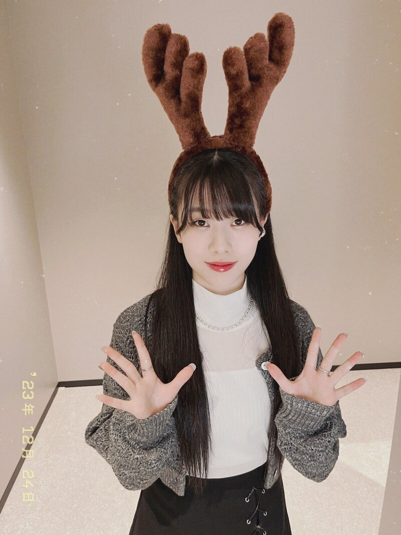 231224 ME:I Twitter Update - Ayane documents 2