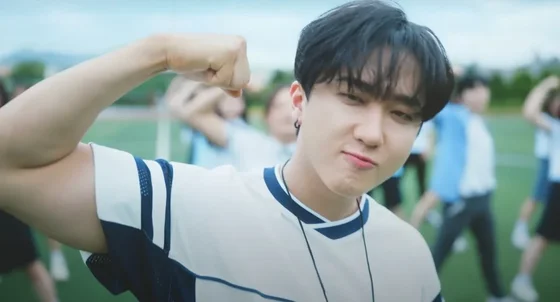 Stray Kids Changbin Collaborates With Samsung Korea in New Song "Fly High"