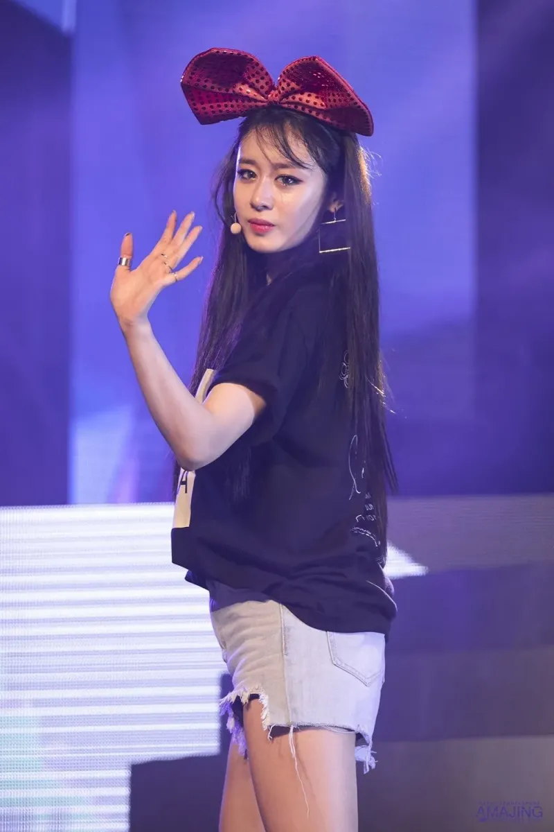 Jiyeon1239.jpg