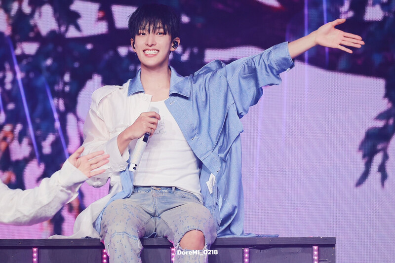 240616 SEVENTEEN DK - 2024 Weverse Con Festival documents 11