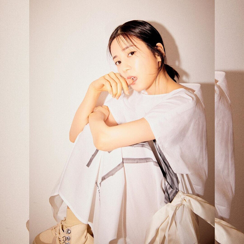 Apink CHORONG for MAPS Magazine July 2020 issue Vol.146 documents 3