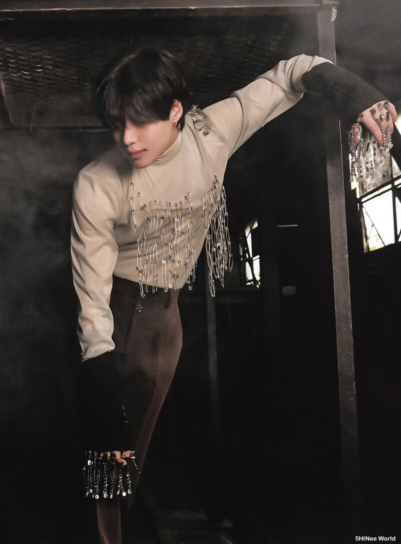 [SCANS] TAEMIN "Never Gonna Dance Again" Extended Version documents 19