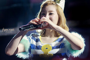 111209 Girls' Generation Taeyeon at Girls' Generation 2011 Tour in Singapore