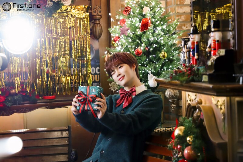 231228 FirstOne Entertainment Naver Post - 'Back to Christmas' MV Behind documents 17