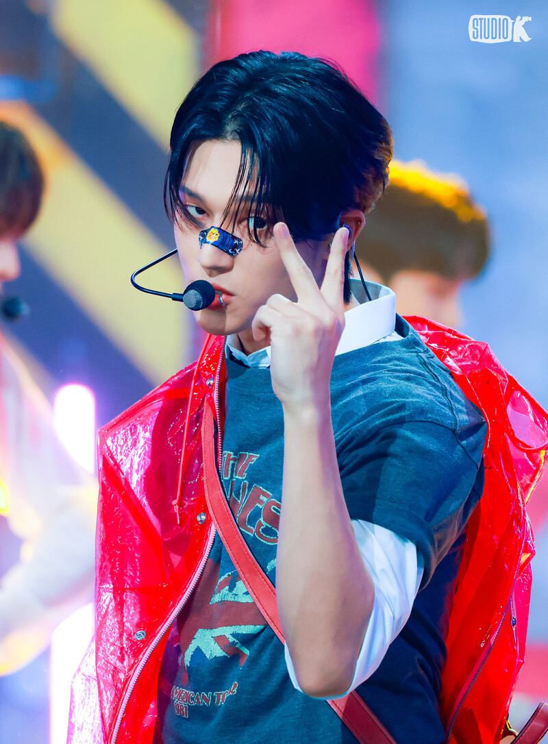 240631 ATEEZ Wooyoung - 'WORK' at Music Bank documents 1