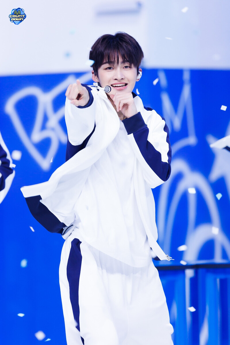 240222 TWS Jihoon - 'BFF' at M Countdown documents 7