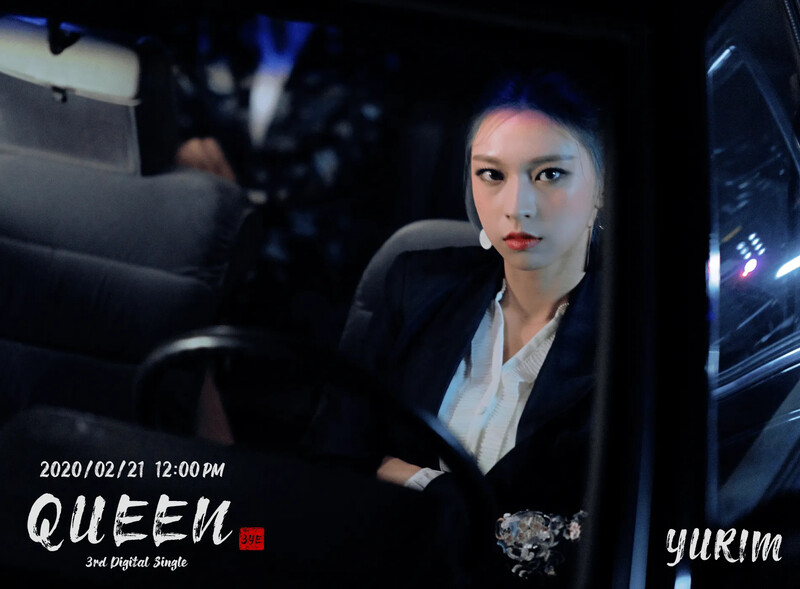 3YE_Yurim_Queen_teaser_photo_(2).png