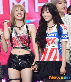 240703 NANA & CHUU at Show Champion